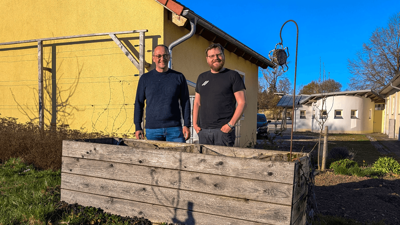 Smarte Beete 🌿🛠️, starke Idee: OGV und Repair Café starten Gartenprojekt mit Zukunft 🌱💧
