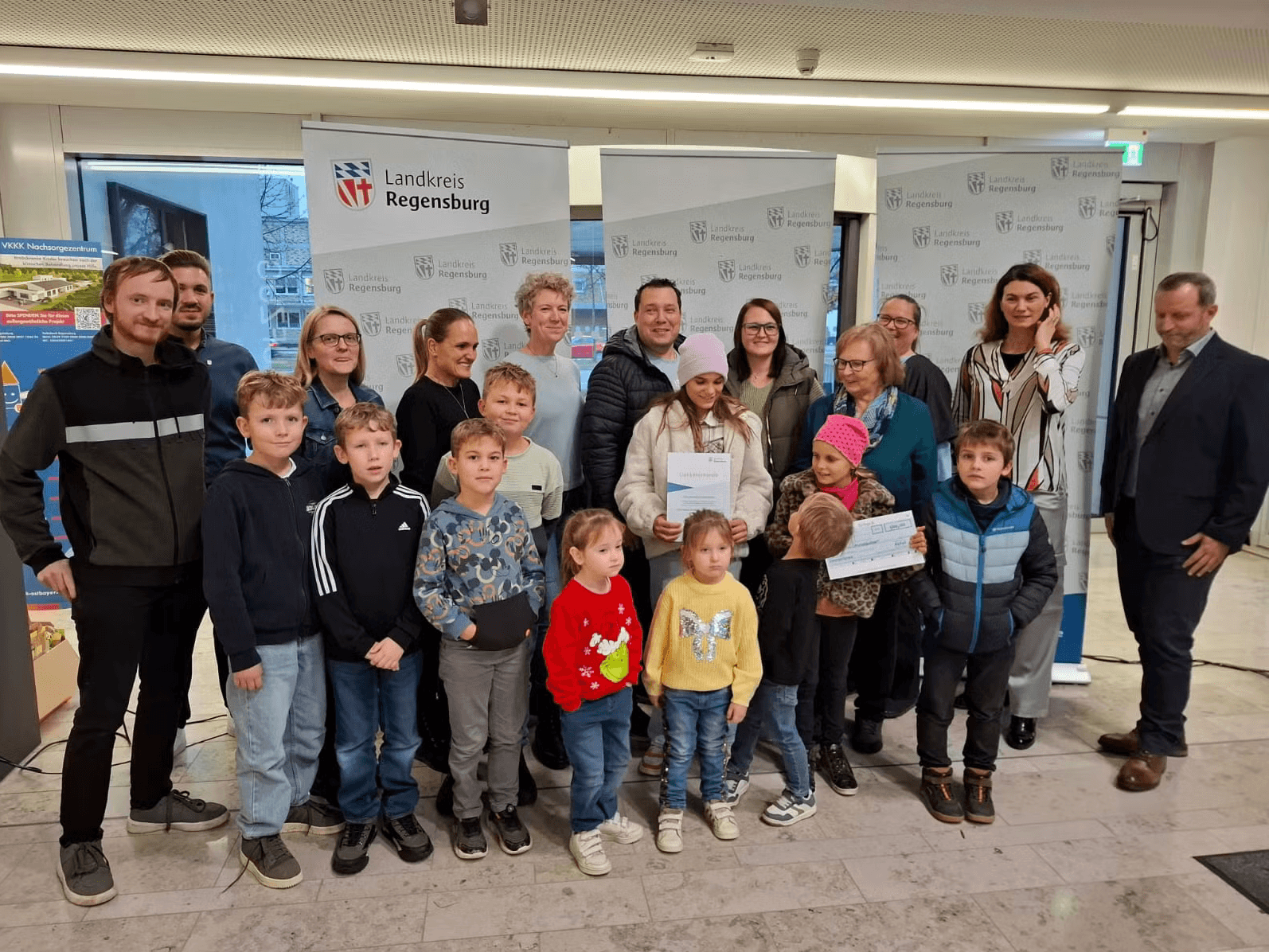 🥕 Wurzelputzer des OGV Hemau erhalten 🏆 Zwergerlpreis für ihre 🧹 Rama Dama Aktion